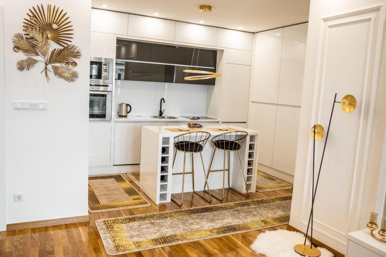 Luxury Apartment Karic Free Parking Tuzla Extérieur photo