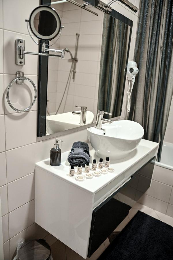 Luxury Apartment Karic Free Parking Tuzla Extérieur photo